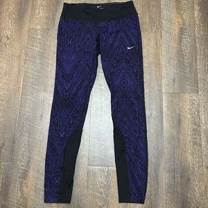 Nike dri fit leggings EUC purple & black